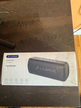 Soundmate Wireless Portable Speaker - Black